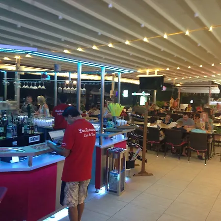 Apart Otel Ceren Family Side