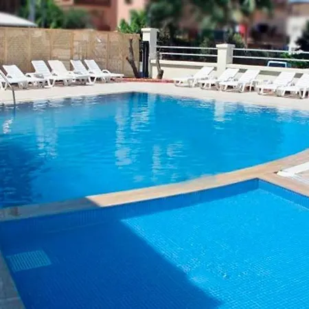 Hotel de apartamente Ceren Family 3*